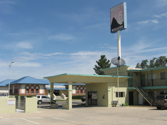Exterior & Views 2, Motel 8 Willcox, Cochise