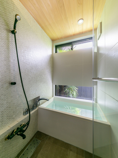 Bathroom 3, Yorozuha Machiya House, Kyoto