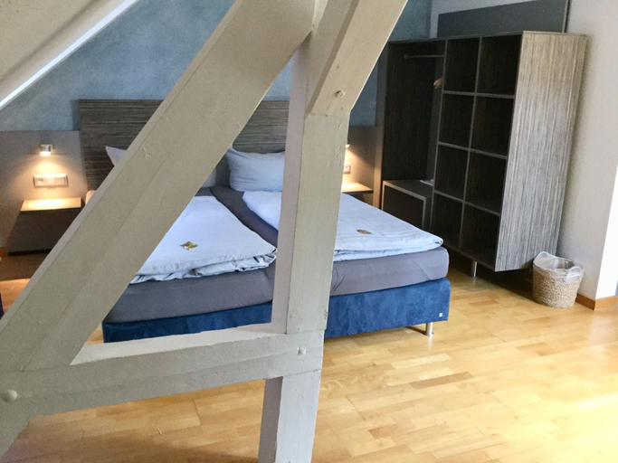 Bedroom 2, Hotel & Restaurant Badischer Hof, Rastatt