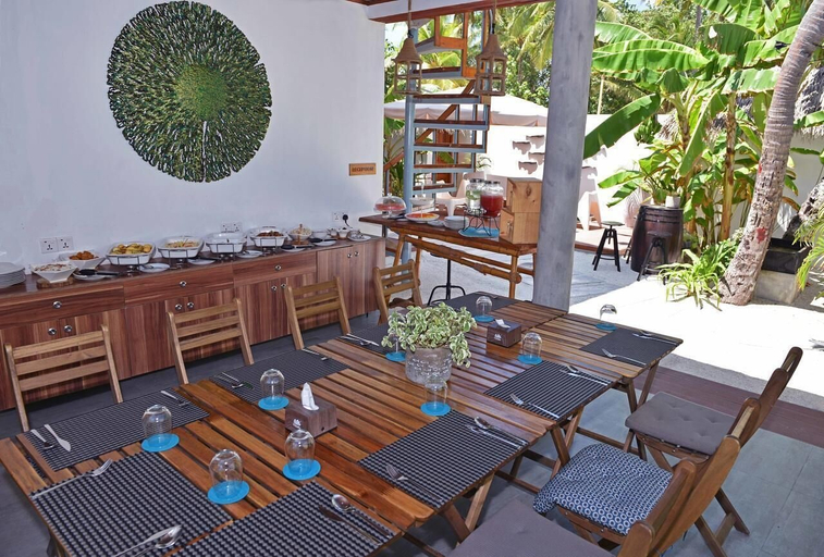 Food & Drinks 4, Veli Vilaa, Kaafu Atoll
