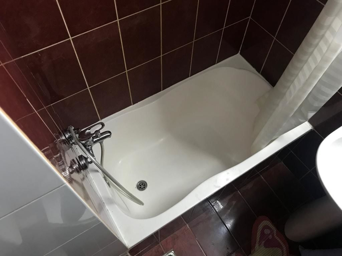 Bathroom 3, Km 0 Deluxe Apartment Old Town, Municipiul Bucuresti