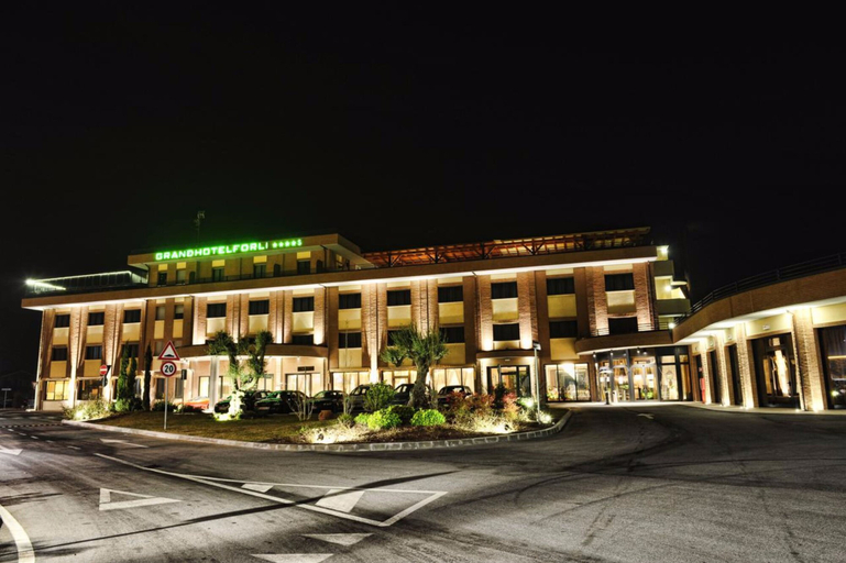 Exterior & Views 2, Grand Hotel Forlì, Forli' - Cesena