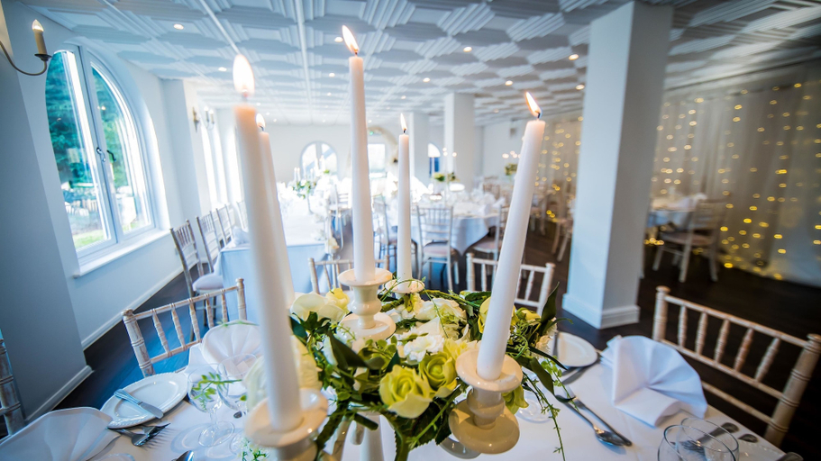 Food & Drinks 5, Gray Manor Hotel, Hampshire
