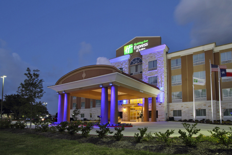 Exterior & Views 5, Holiday Inn Express & Suites Houston East - Baytown, Harris