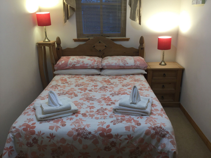 Bedroom 2, Inverness Apartments - Glen View, Highland