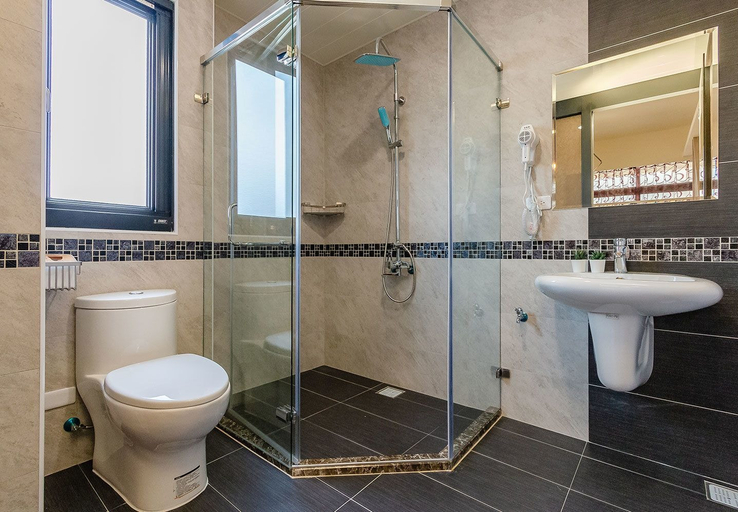 Bathroom 3, Xiao Tian Di Homestay, Taitung