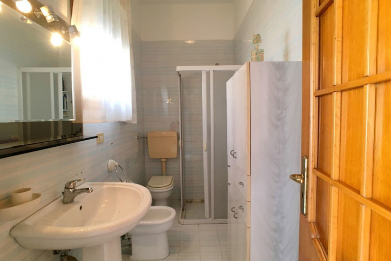 Bathroom, Villetta Claudia, Lecce