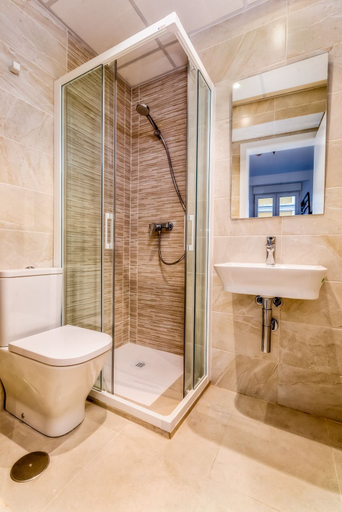 Bathroom 5, Hostel A2C - Adults Only, Sevilla