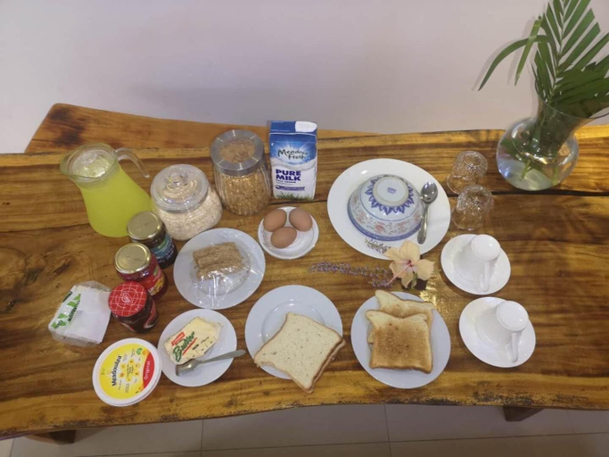 Food & Drinks 4, City Apartment, Rewa