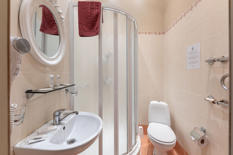 Bathroom 3, Valensija Studio Apartment Hotel, Riga