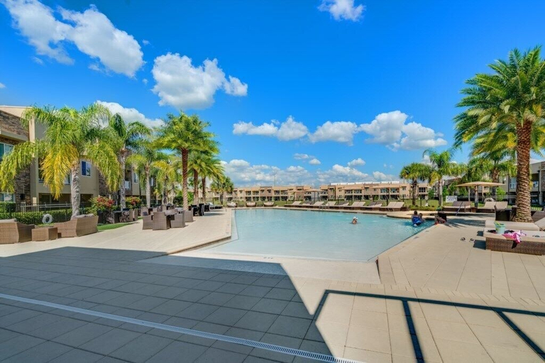 Sport & Beauty 5, Magic Village Resort 4 Bdrm Townhome, Osceola