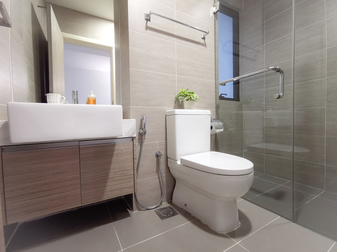 Bathroom 3, The Hub Service Apartment, Petaling Jaya