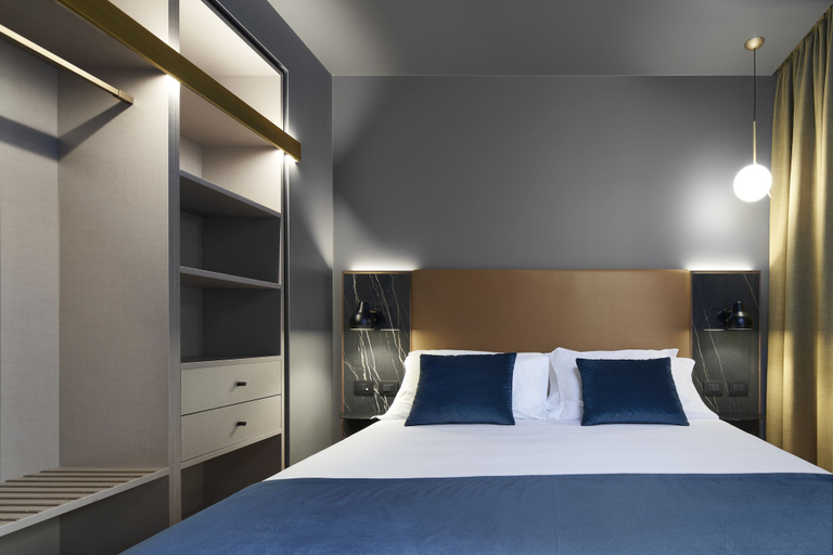 Bedroom 4, Executive Spa Hotel, Modena