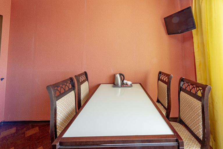Others 3, InnDays Podolsk Sverdlova 36a, Podol'sk
