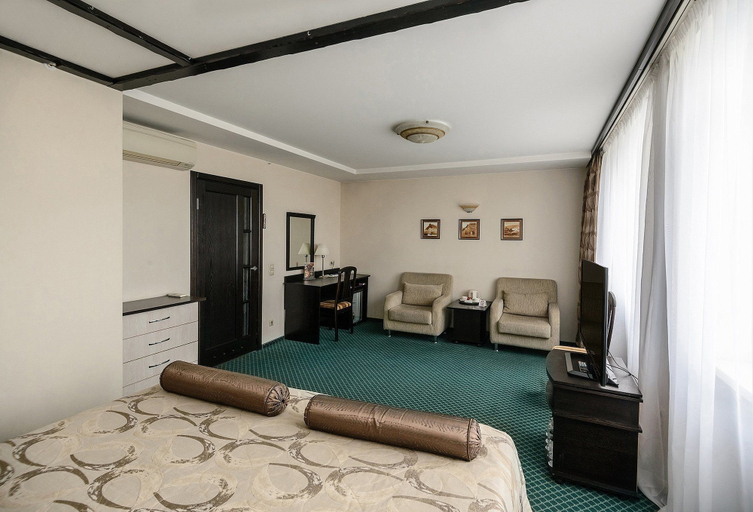 Bedroom 2, River Park Hotel, Novosibirskiy rayon