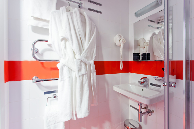 Bathroom 3, Marins Park Hotel Ekaterinburg, Ekaterinburg gorsovet