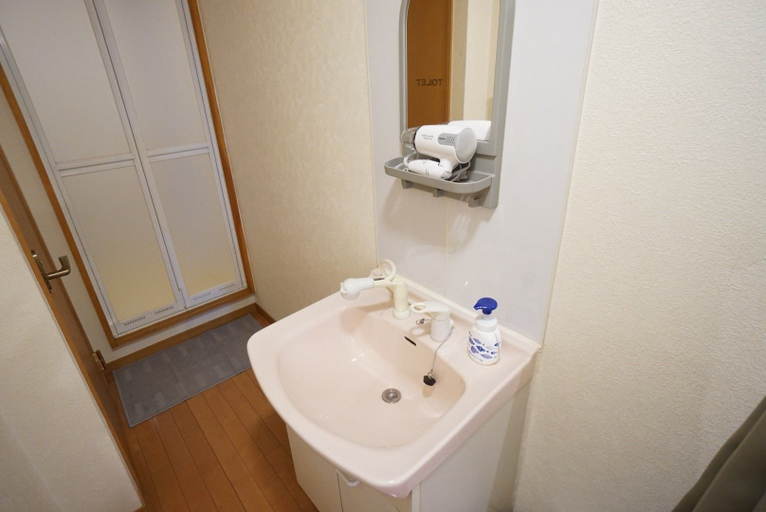 Bathroom 3, Apartment Soleil MAR0003E, Osaka