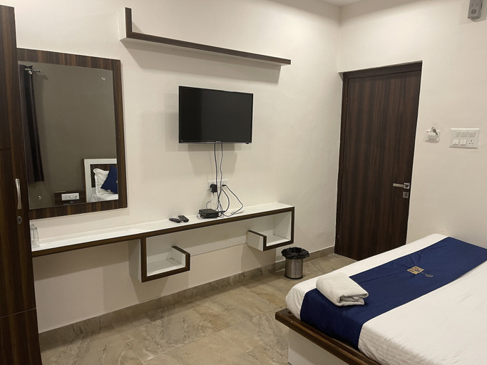 Bedroom 4, Edge Hotel Raipur, Raipur