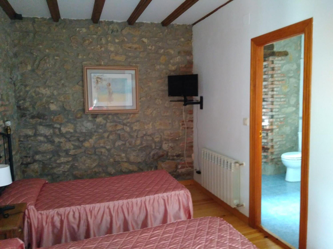 Bedroom 2, Casa Albertino, Cantabria