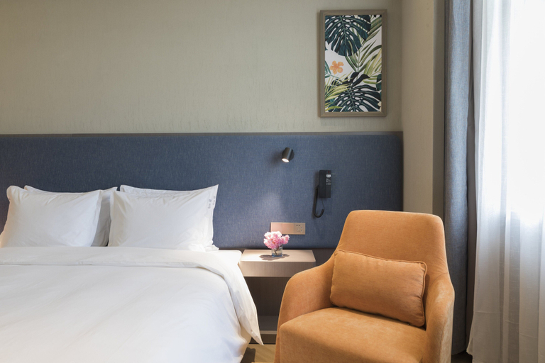 Bedroom 5, Holiday Inn Express BEIJING BADALING by IHG, Beijing
