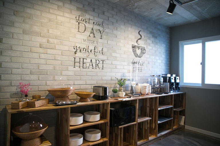 Food & Drinks 4, Gray Hotel, Tongyeong