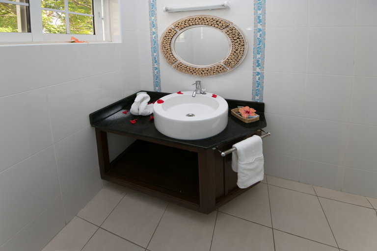 Bathroom, Villa Koket