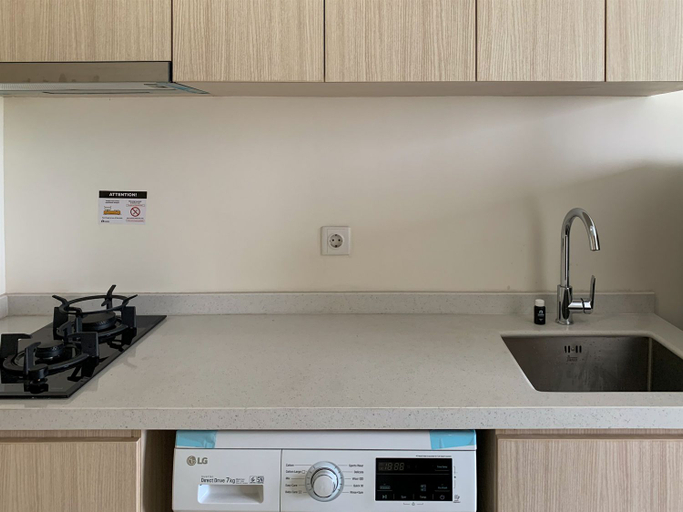 Others 4, Nice and Comfort Studio at Sedayu City Suites Kelapa Gading Apartment By Travelio, East Jakarta