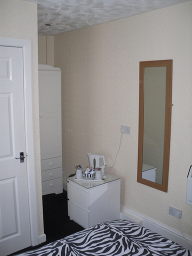 Bathroom 3, Trentham Private Hotel, Blackpool