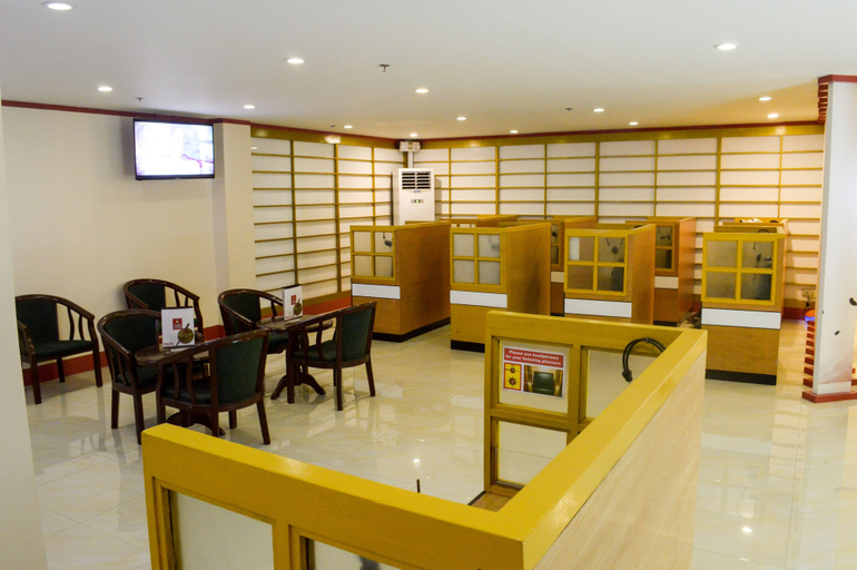 Food & Drinks 2, Hotel Sogo LRT Monumento, Kalookan City