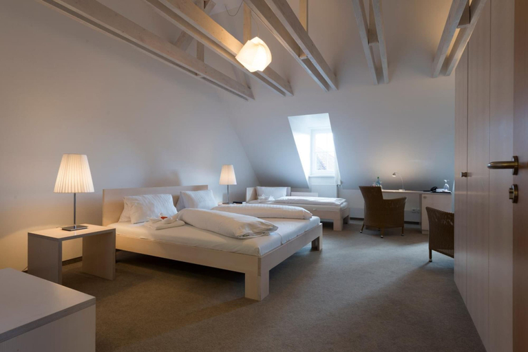 Bedroom 3, Gasthof Zum Storch, Bamberg