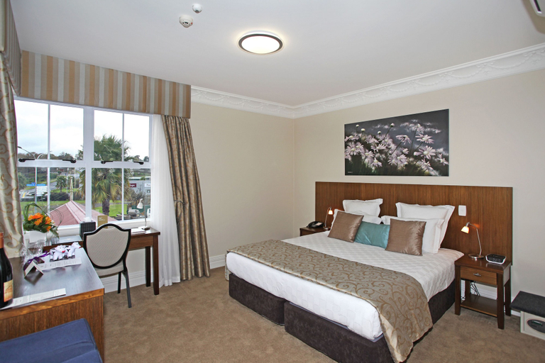 Bedroom 2, Tuakau Hotel, Franklin