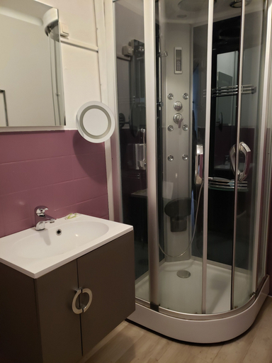 Bathroom 5, Le Moulin d'Onclaire Chambres d'hotes, Ardèche