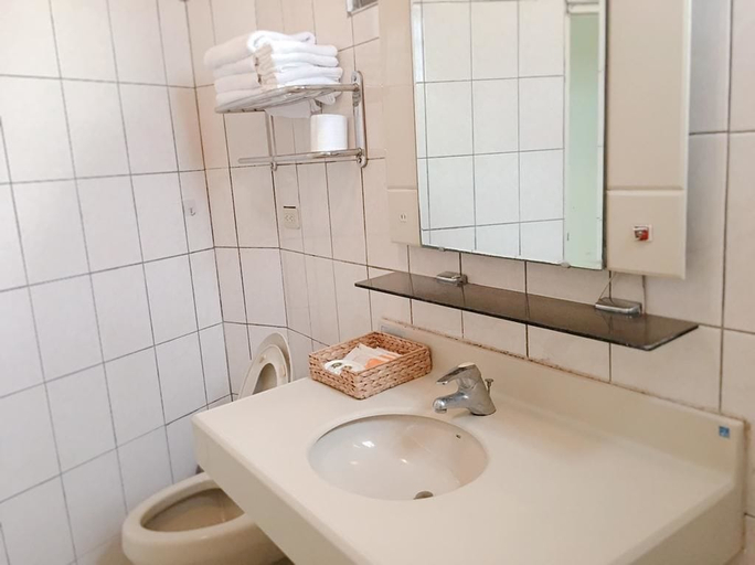 Bathroom 5, Cheng Lan Hotel, Nantou