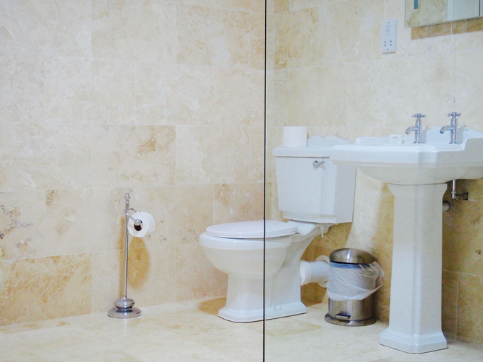 Bathroom 4, Wrangham House Hotel, North Yorkshire