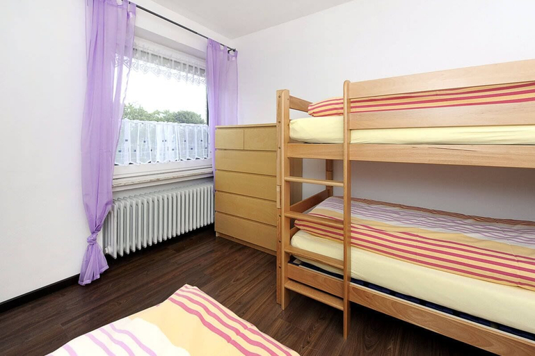 Bedroom 2, Haus Hafenromantik, Wittmund