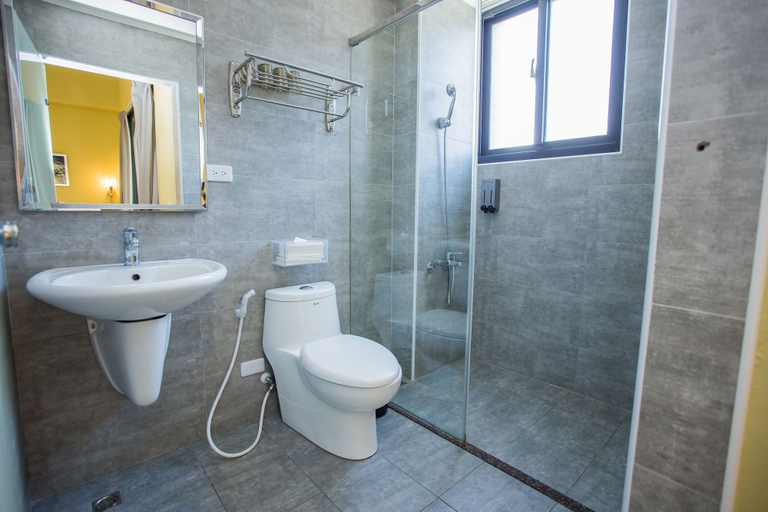 Bathroom 3, SunLight Forest, Taitung