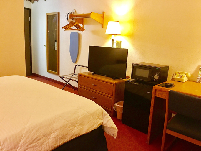 Bedroom 3, Select Inn Breckenridge, Wilkin