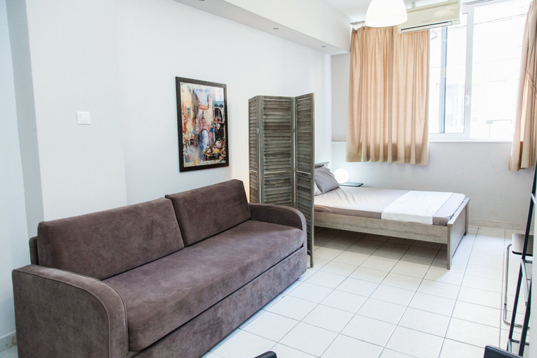 Others 4, Cozy and Comfy Central Athens Apt., Attica