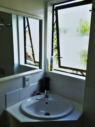 Bathroom 5, Cable Court Motel, Dunedin