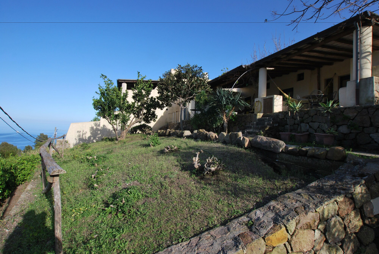 Exterior & Views, Lodge Maracuja, Messina