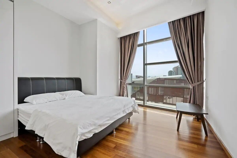 Bedroom, Deluxe2 Paradigm Mall, Petaling Jaya