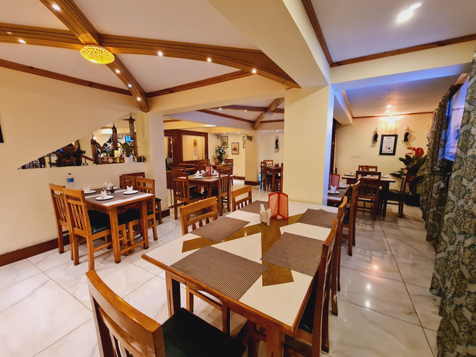 Food & Drinks 4, Omega Residency, Darjiling