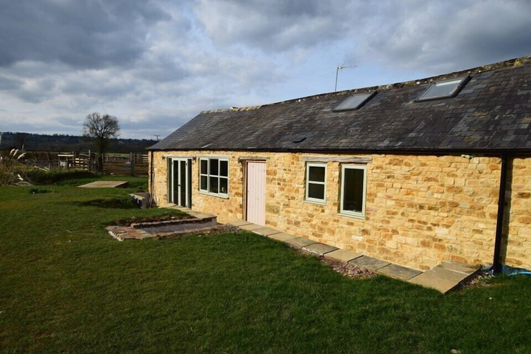 Exterior & Views 1, Mill Cottage B&B, Gloucestershire