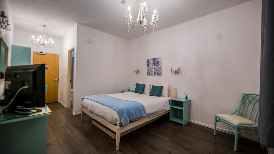 Bedroom 3, Gray Manor Hotel, Hampshire