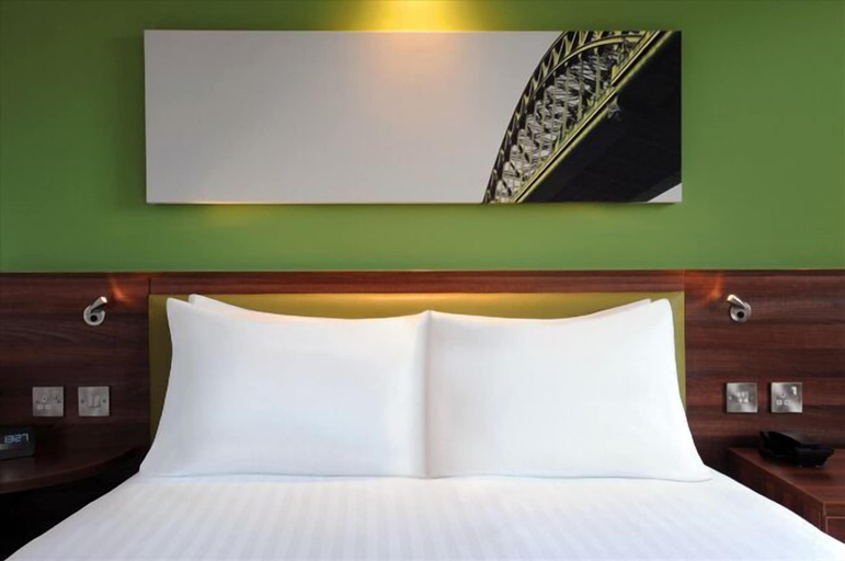 Bedroom 3, Hampton By Hilton Newcastle, Newcastle upon Tyne