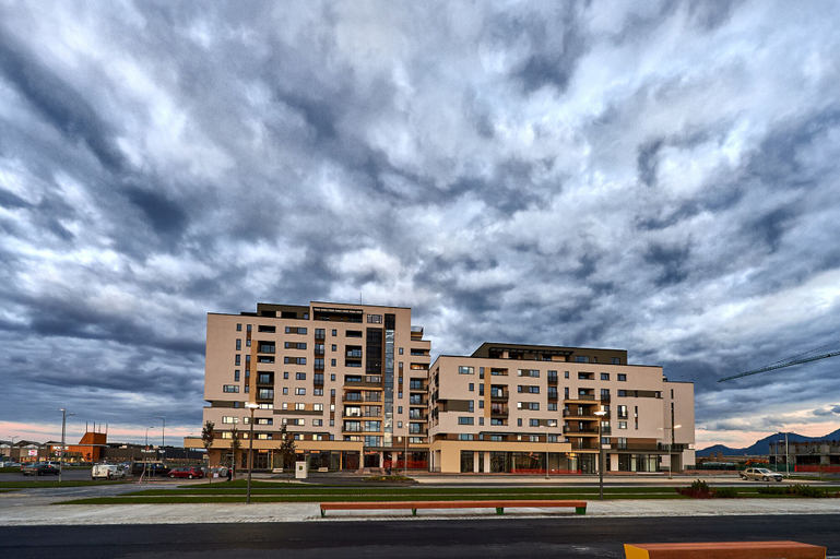 Exterior & Views 2, Kanopian Penthouse Hotel, Brasov