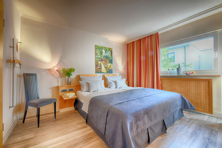 Bedroom 4, Hotel Restaurant Wessinger, Offenbach