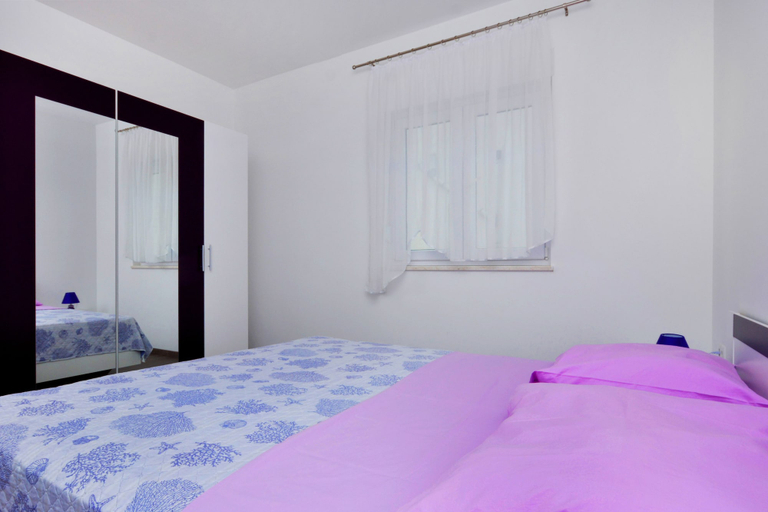 Bedroom 2, Apartment Jure, Podstrana