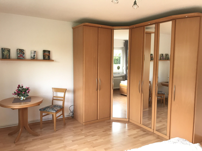 Bedroom 3, Mühlenhof Nesse, Aurich