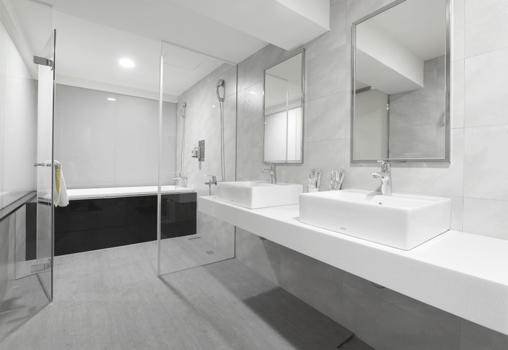 Bathroom 5, Trans Inn, Taichung